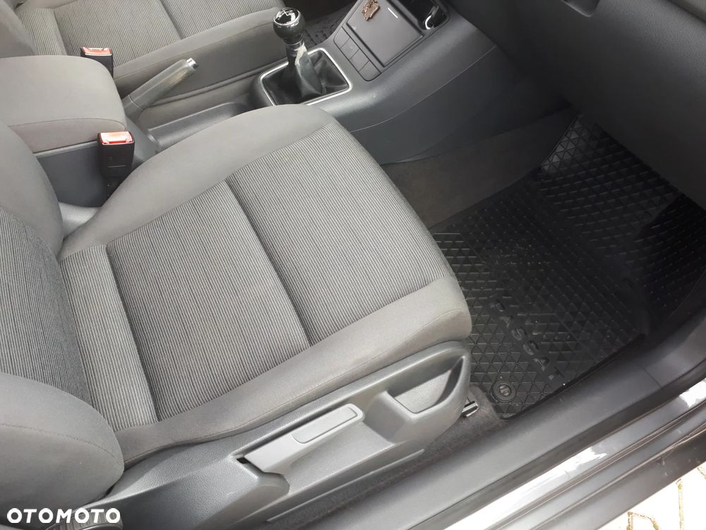 Volkswagen Golf 1.6 Edition - 17