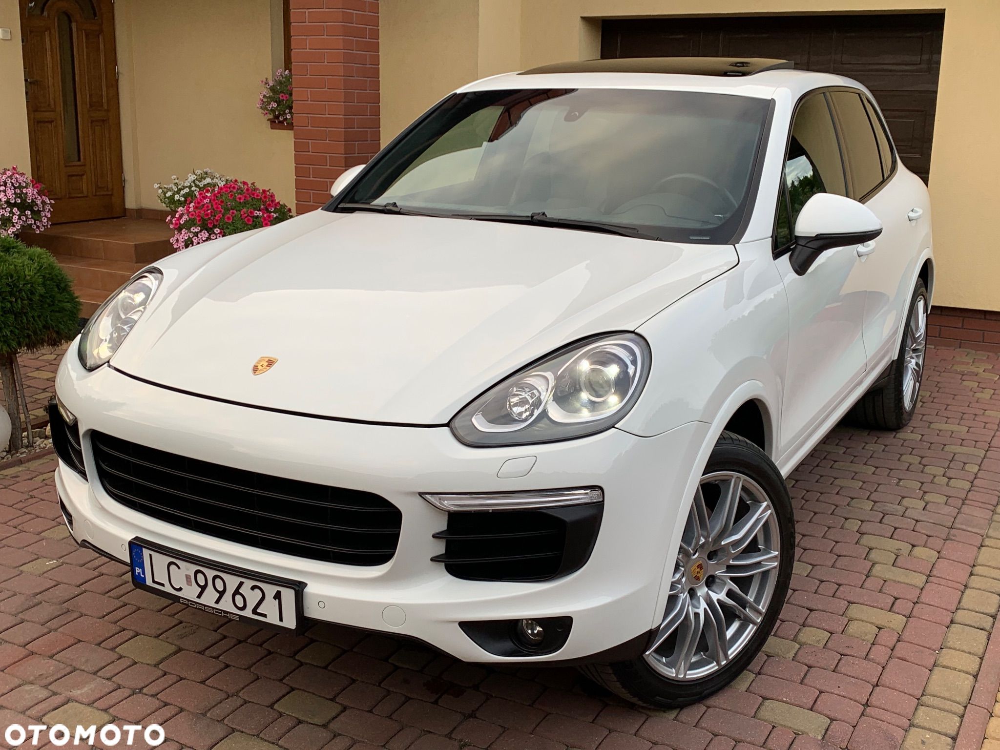 Porsche Cayenne Platinum Edition - 1