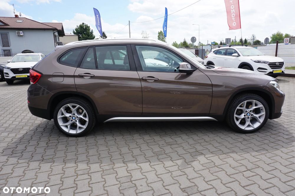 BMW X1 xDrive18d Sport Line - 9