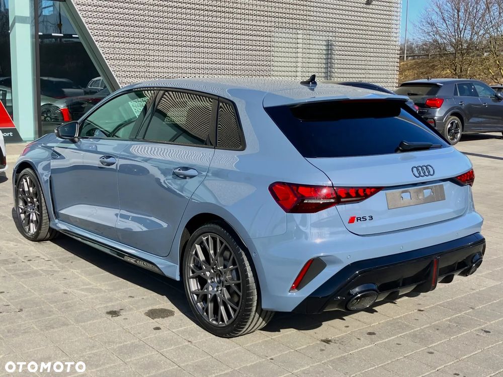 Audi RS3 Sportback TFSI Quattro S tronic - 4