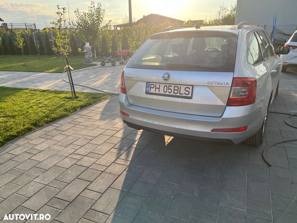 Skoda Octavia 2.0 TDI DSG Style - 5