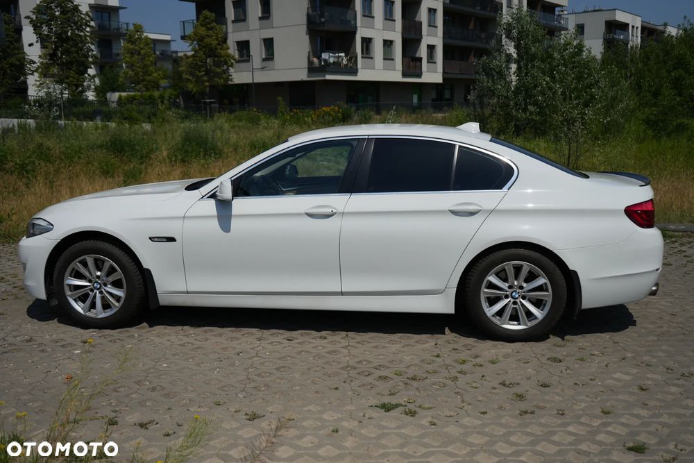 BMW Seria 5 520i - 3