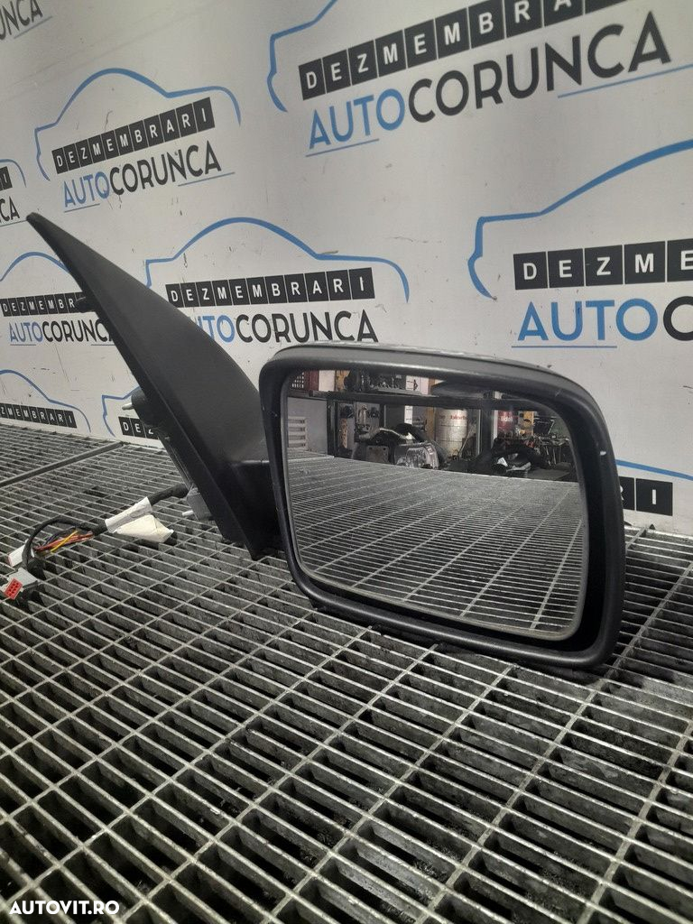 Oglinda dreapta Land Rover Freelander 2 2006 - 2010 4 Usi GRI (988) Fara rabatare - 2