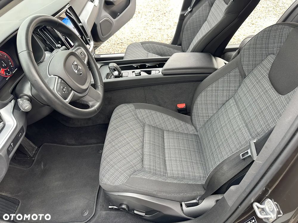 Volvo V60 B3 B Momentum Pro - 7