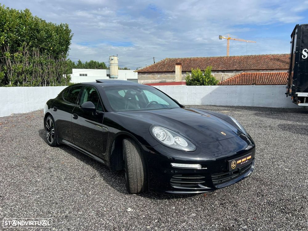 Porsche Panamera - 3