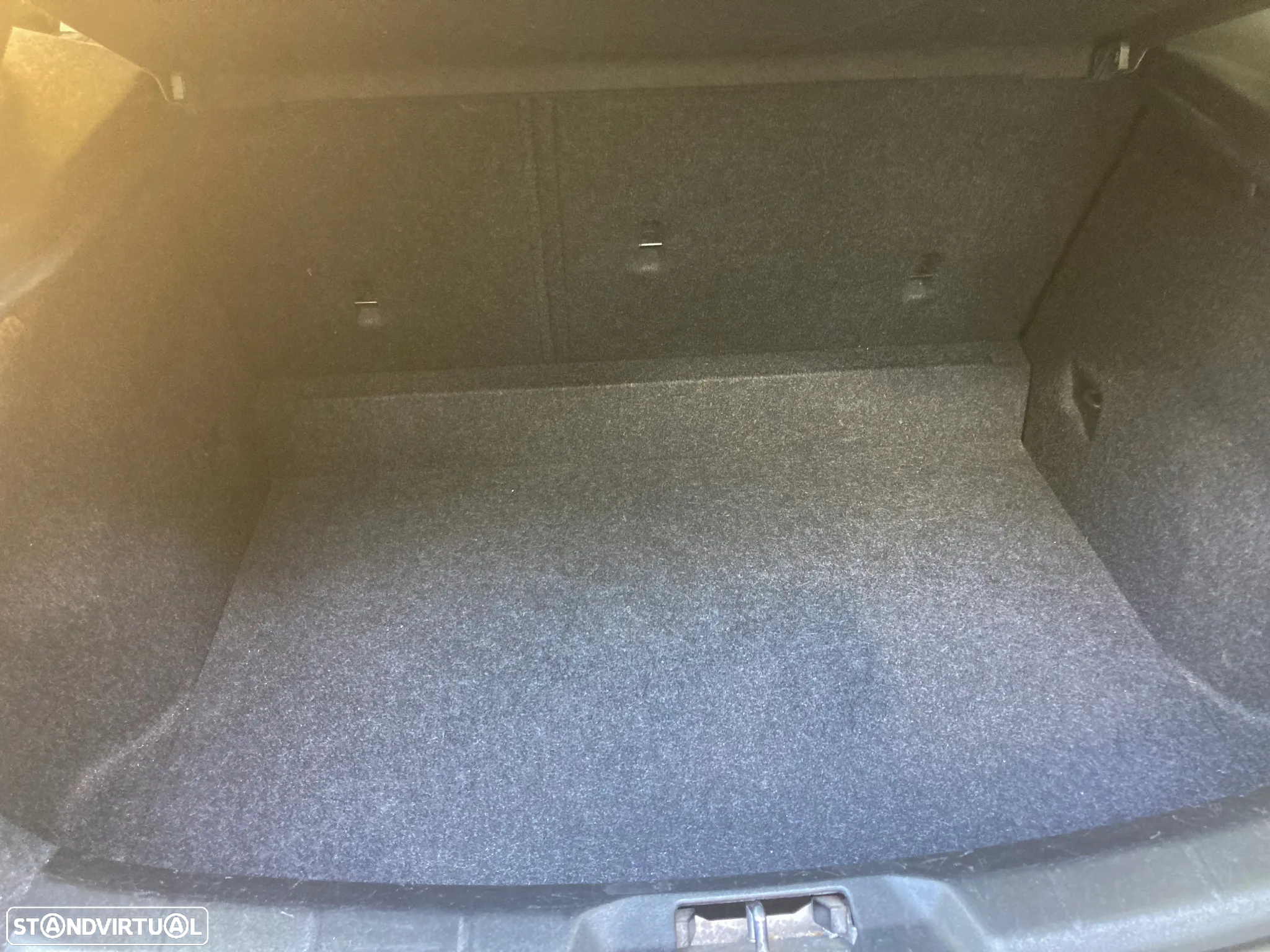 Volvo V40 Cross Country 1.6 D2 Kinetic - 10