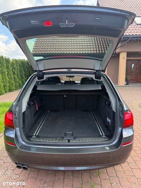 BMW Seria 5 520d - 11