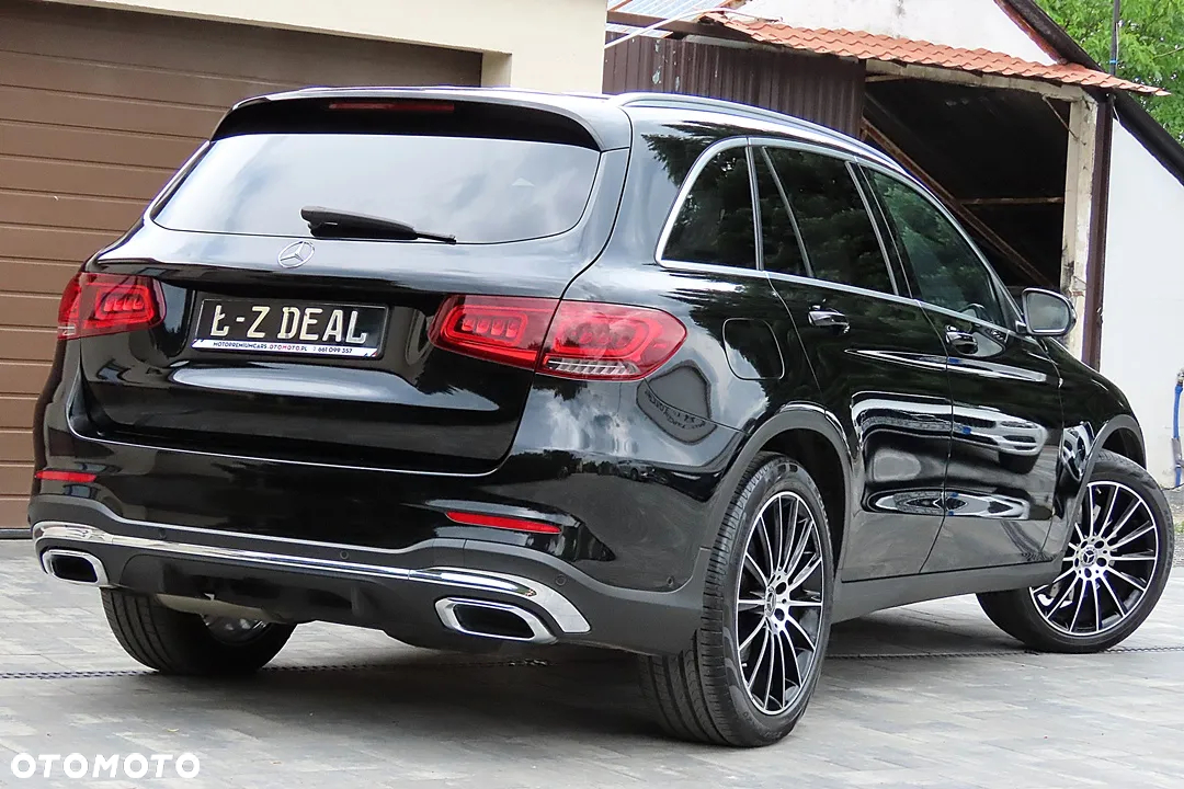 Mercedes-Benz GLC 300 d 4Matic 9G-TRONIC AMG Line - 12