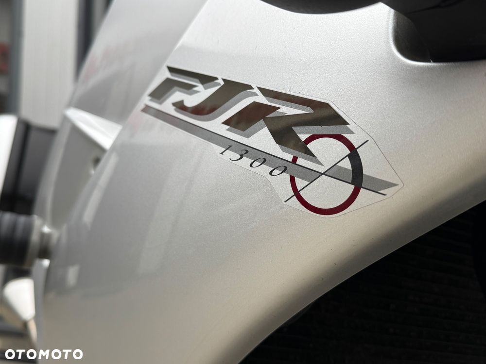 Yamaha FJR - 17