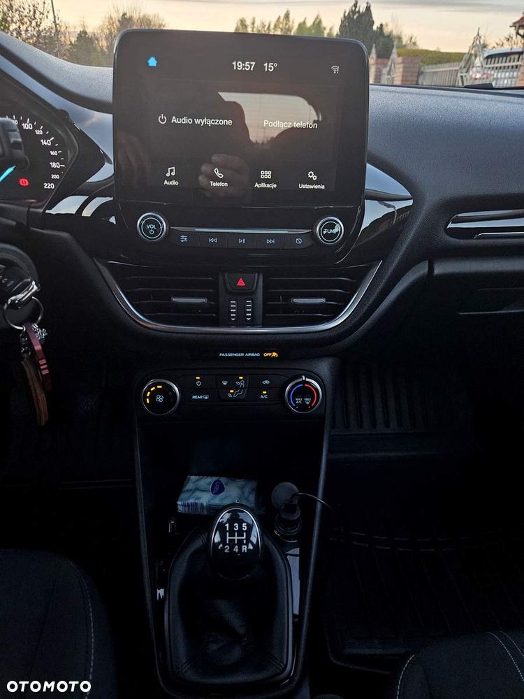 Ford Fiesta 1.1 SYNC Edition - 17