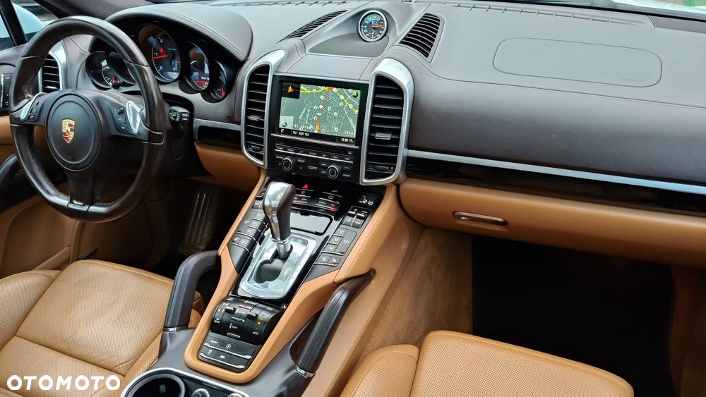 Porsche Cayenne Diesel Platinum Edition - 11