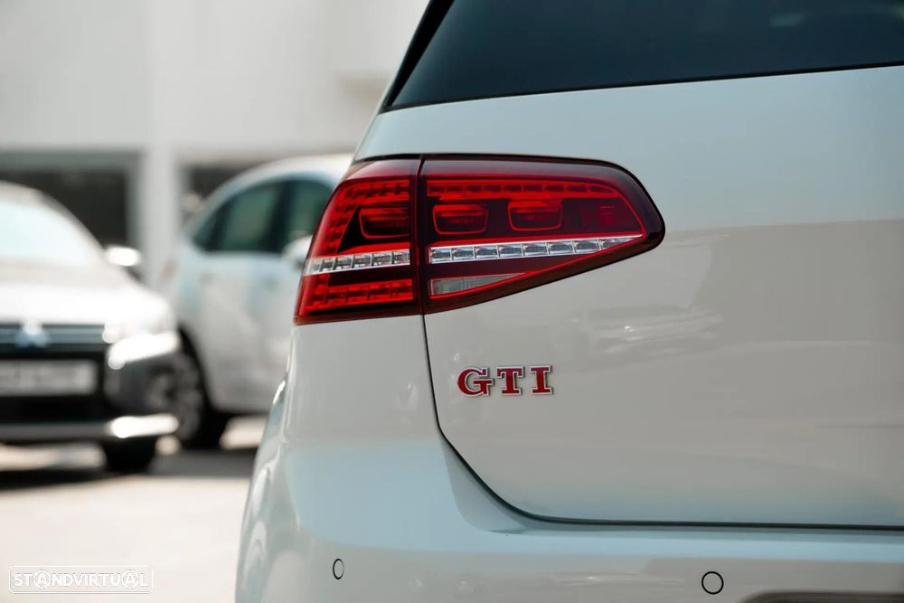 VW Golf 2.0 TSi GTi DSG Performance - 27