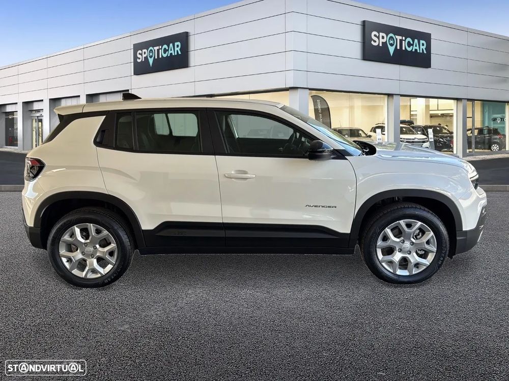 Jeep Avenger 1.2 e-Hybrid Altitude DCT - 4