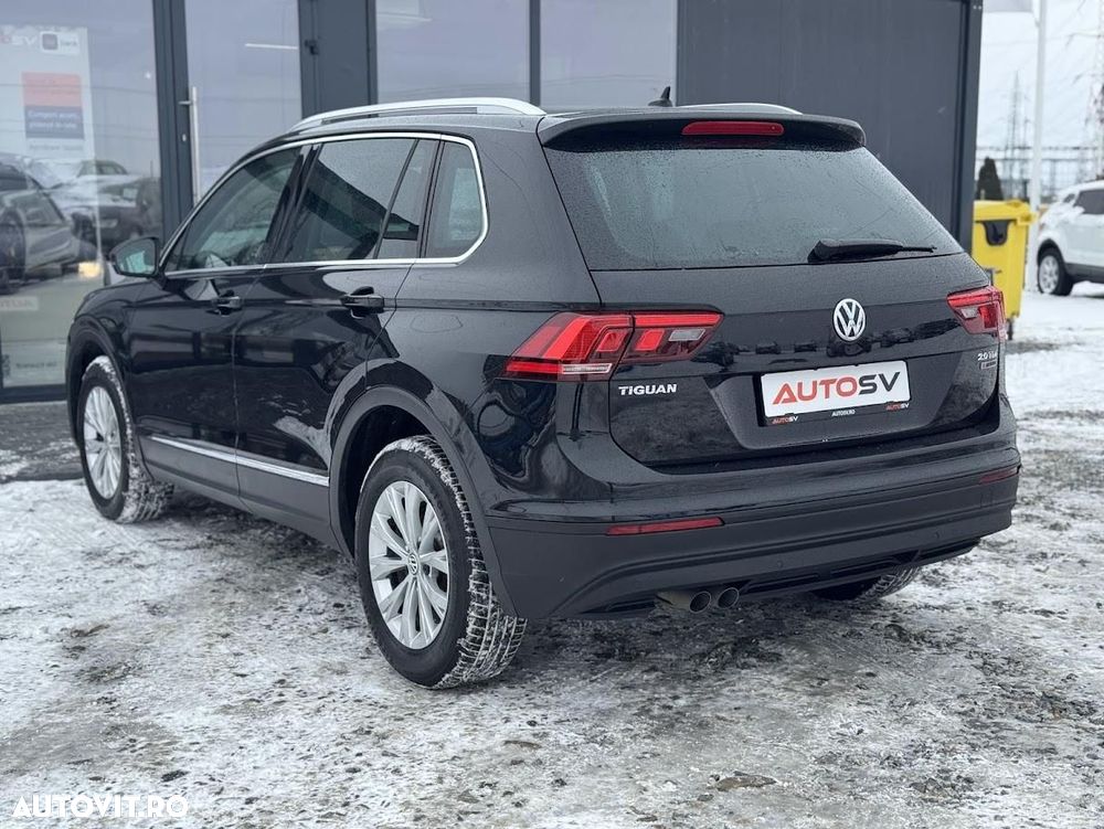 Volkswagen Tiguan - 4