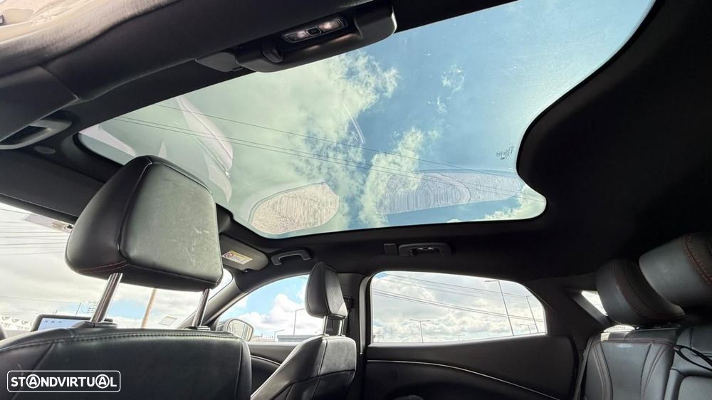 Ford Mustang Mach-E Premium AWD - 6