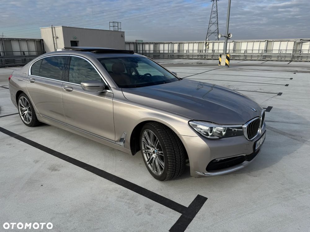 BMW Seria 7 740Li - 6