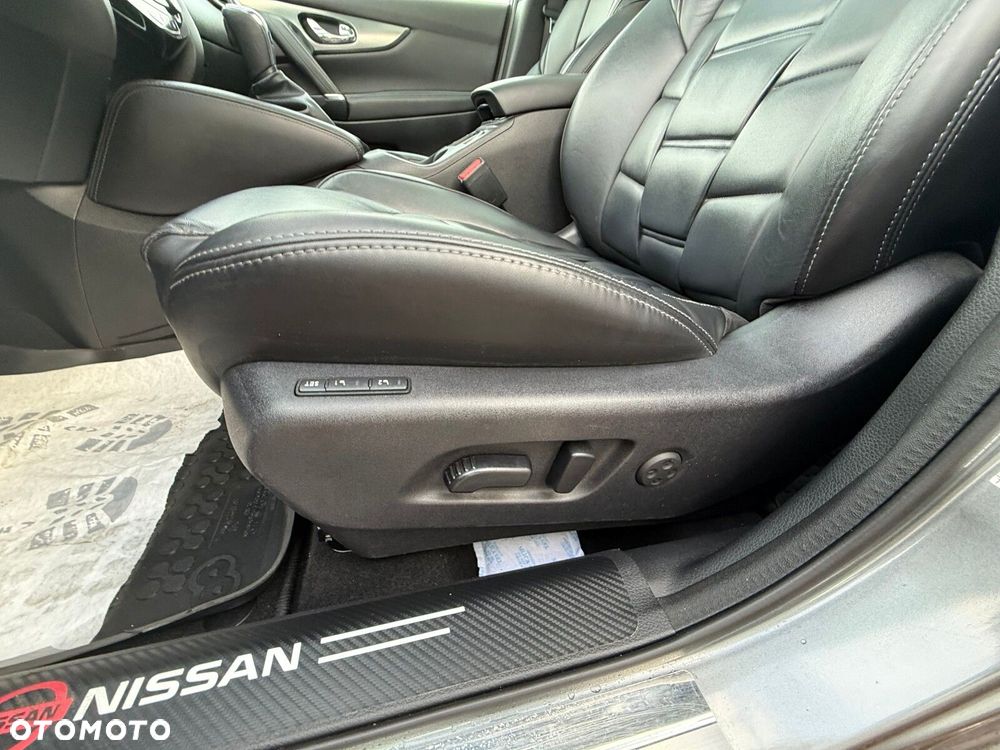 Nissan Qashqai - 25