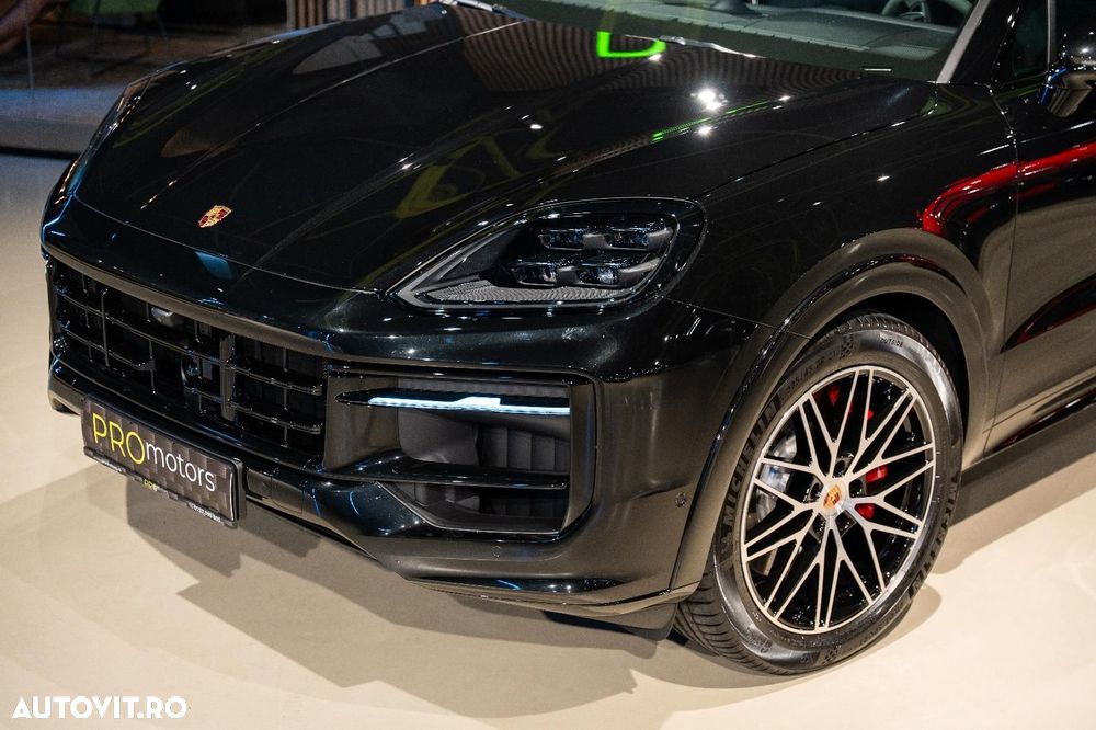 Porsche Cayenne GTS - 13