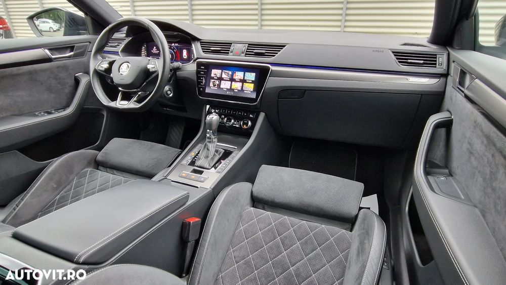 Skoda Superb Combi 1.4 TSI PHEV Style - 24