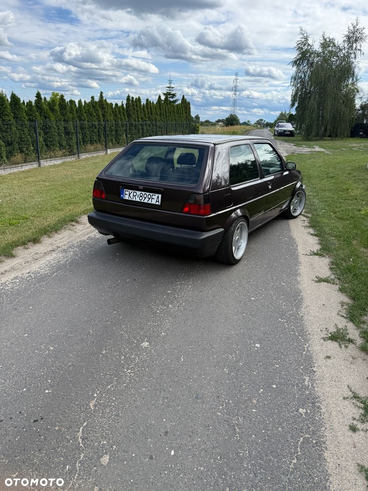 Volkswagen Golf 1.8 16V GTI - 3