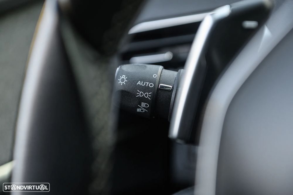 Peugeot 3008 PureTech 130 Stop & Start GPF EAT8 Allure - 30