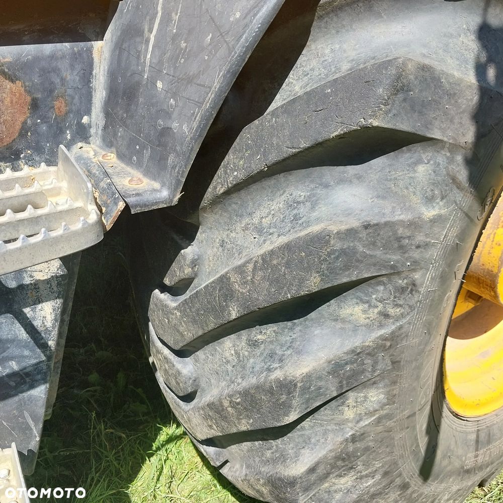 JCB 3CX - 12