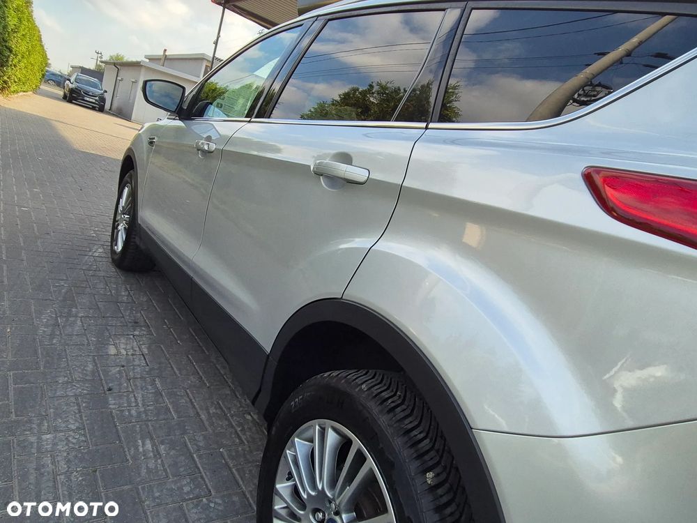 Ford Kuga 2.0 TDCi 4x4 Titanium - 22