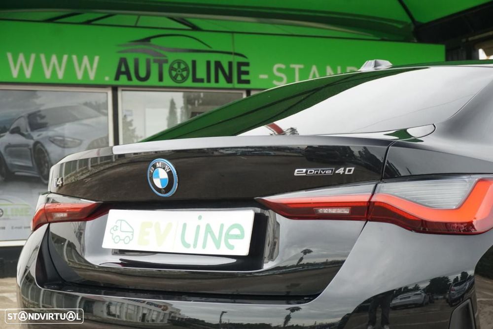 BMW i4 eDrive40 - 38