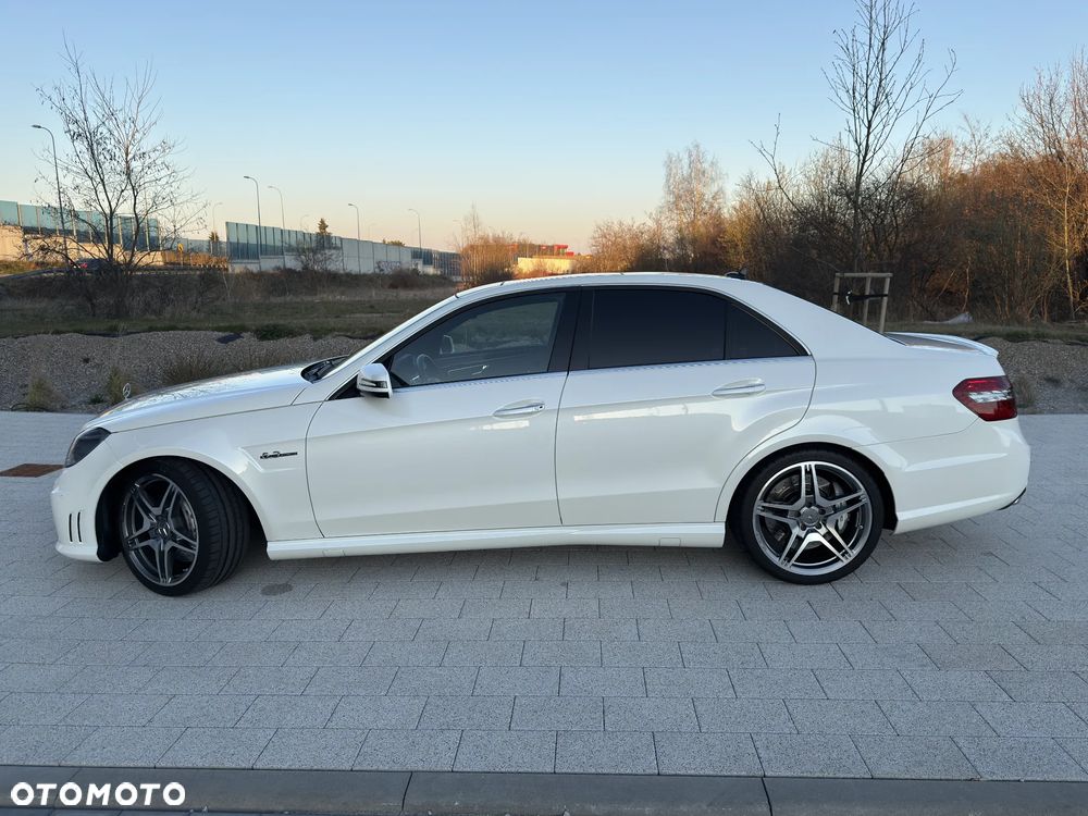 Mercedes-Benz Klasa E 63 AMG - 29