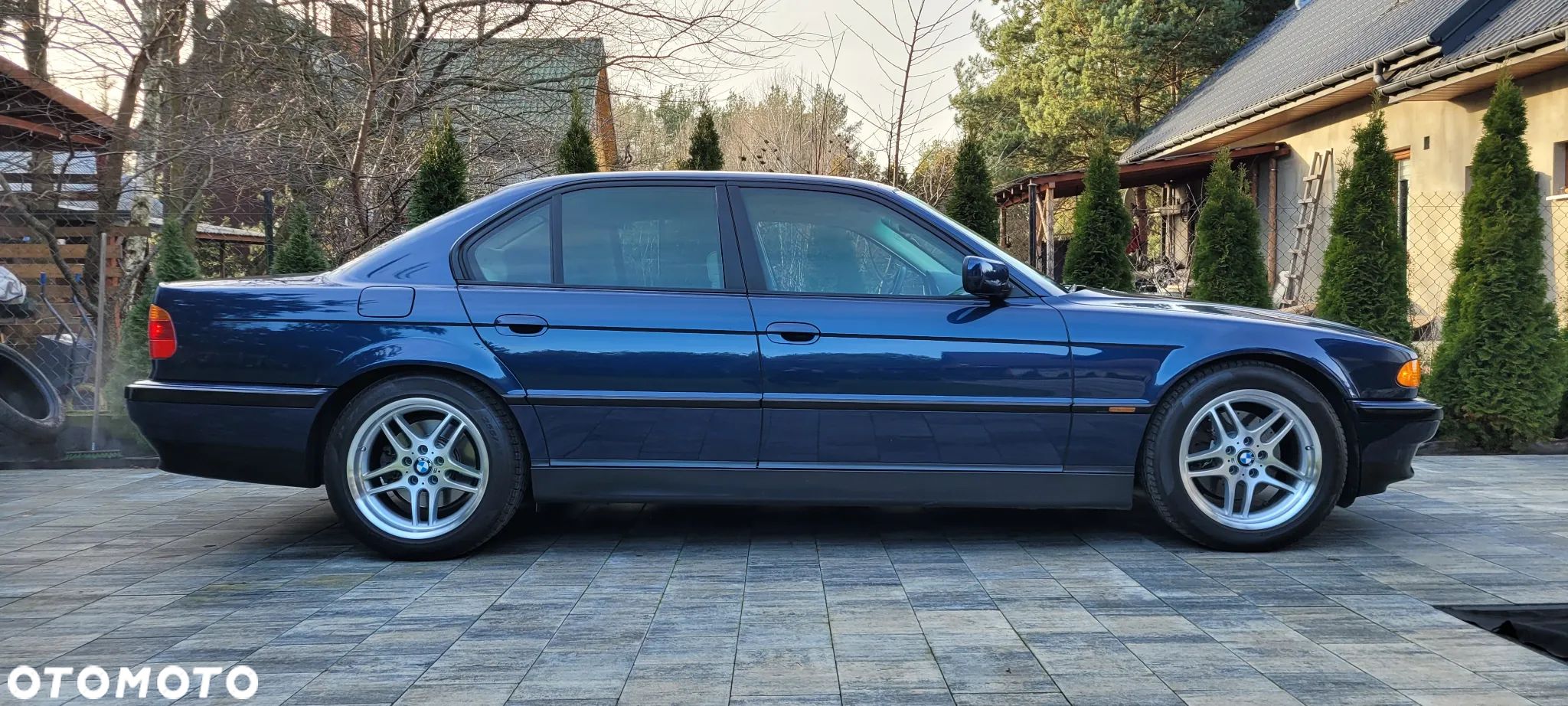 BMW Seria 7 740i - 1