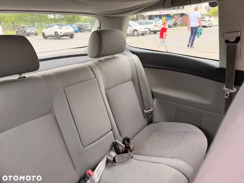 Volkswagen Polo 1.4 16V Comfortline - 3