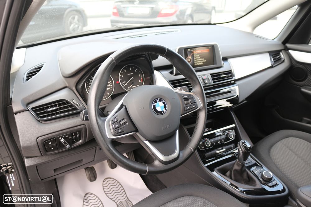 BMW 216 Active Tourer d - 9