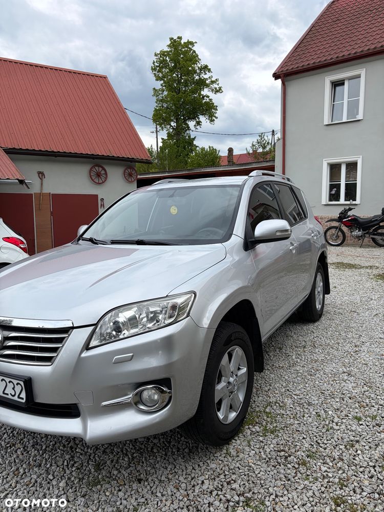 Toyota RAV4 2.2 D-4D 4x2 Life - 2