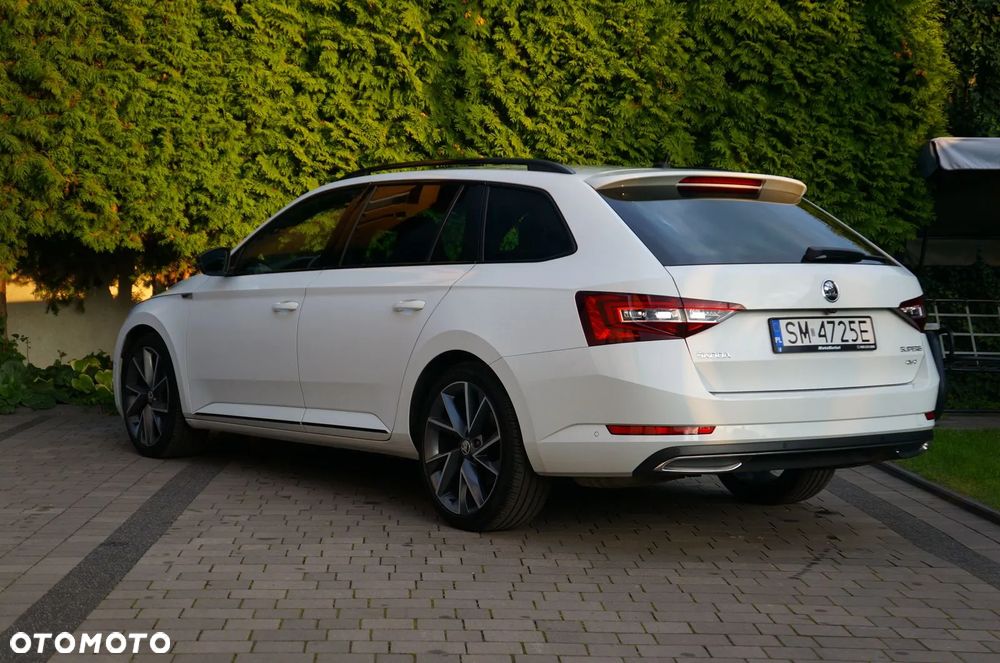 Skoda Superb 2.0 TDI 4x4 Sportline DSG - 14