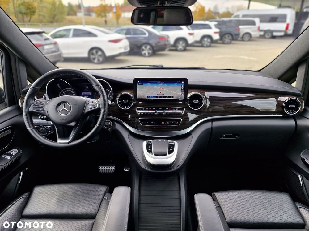 Mercedes-Benz Klasa V 2022