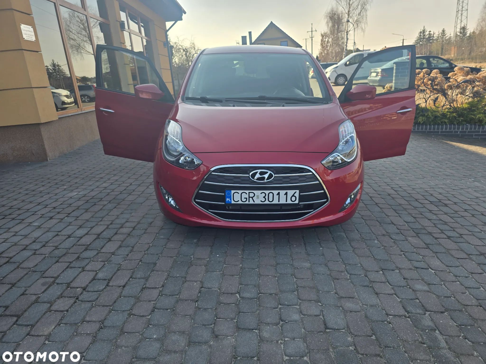 Hyundai ix20 1.6 Premium - 1