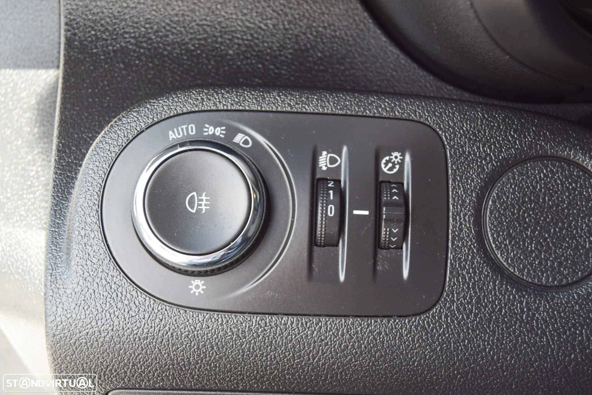 Opel COMBO 1.5 HDI L1 EDITION 100CV - 17