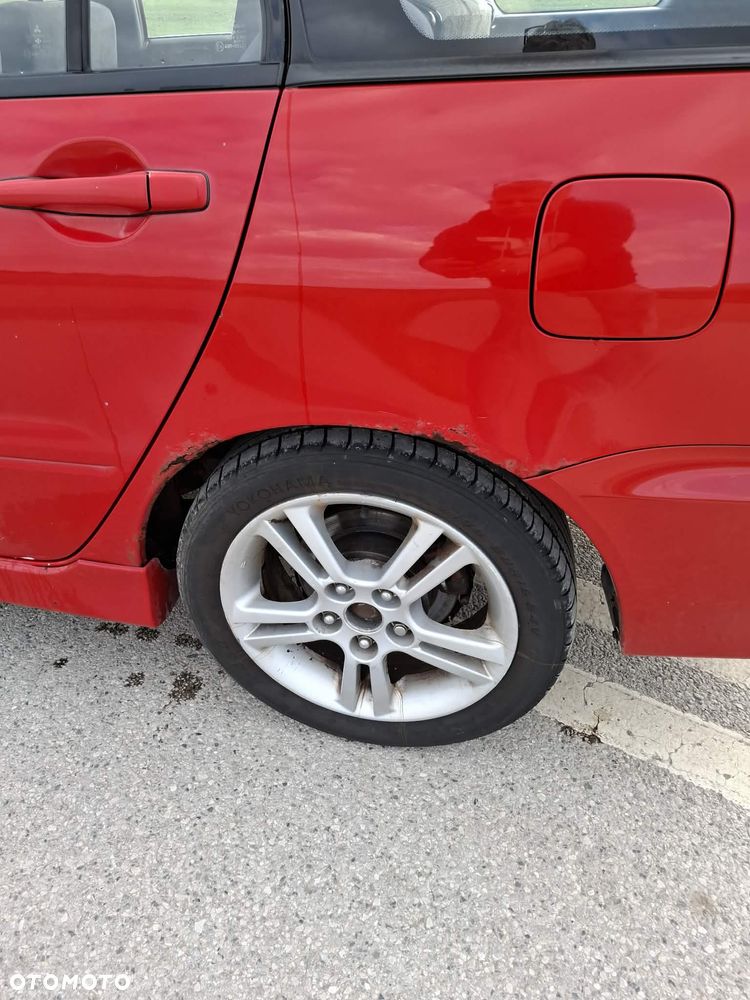 Mitsubishi Lancer 1.6 Intense - 13