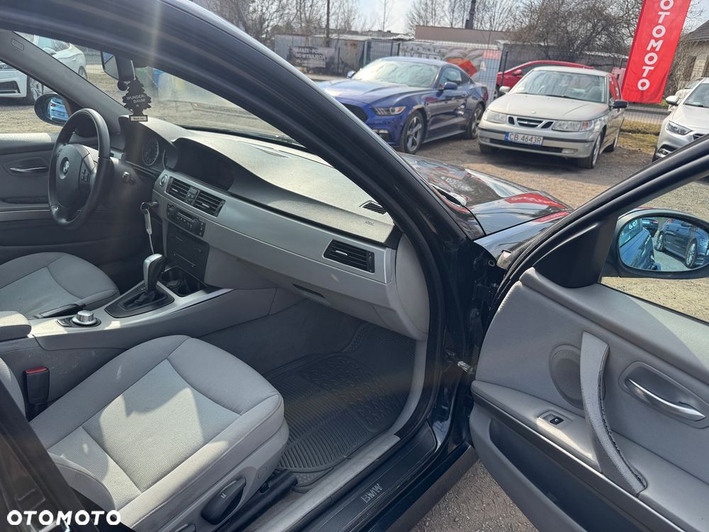 BMW Seria 3 320d DPF Edition Fleet Exclusive - 28