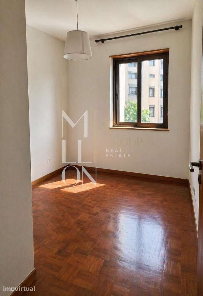 T3 Renovado com Suíte | Junto ao Metro | Porto | 1.500€/mês - Grande imagem: 2/16
