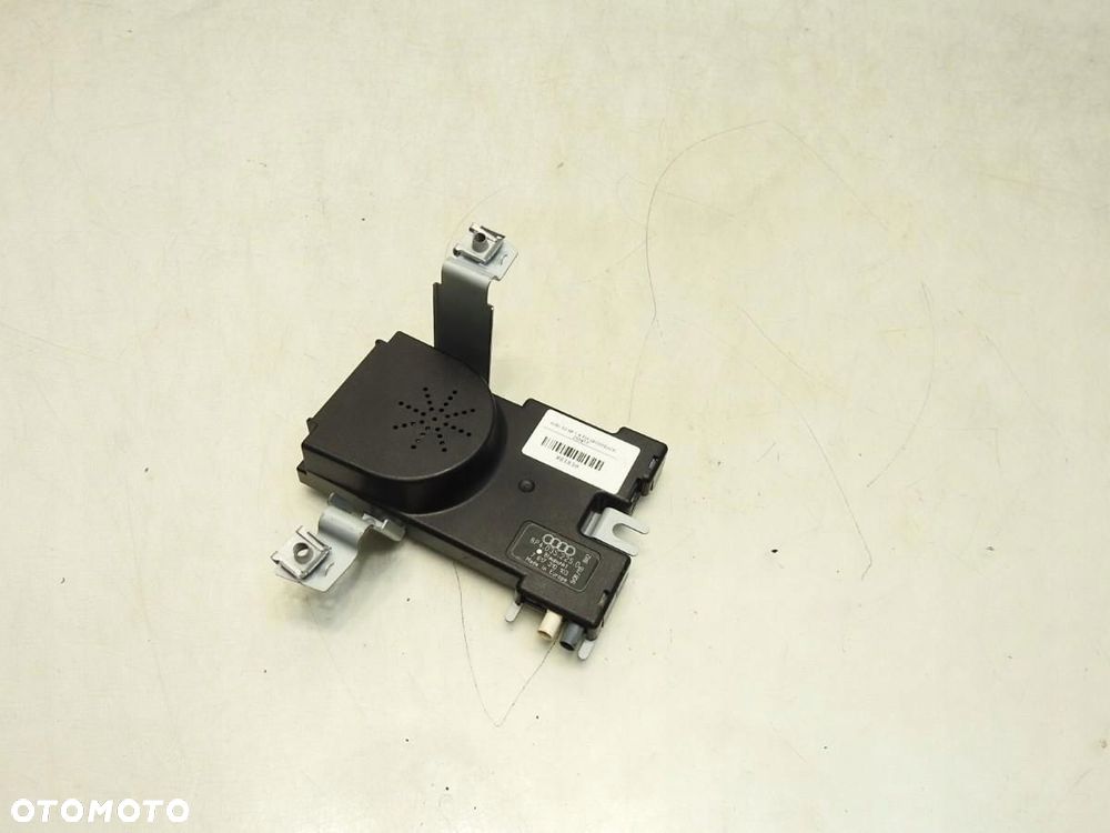 WZMACNIACZ ANTENY AUDI A3 8P 8P4035225D - 9