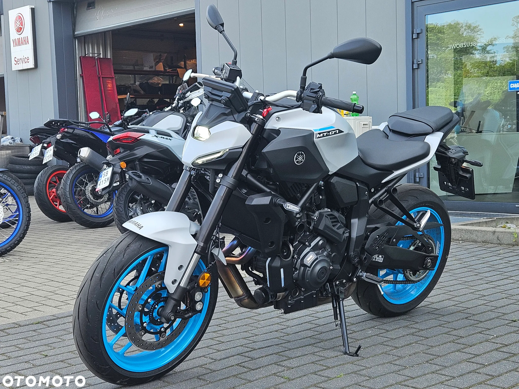 Yamaha MT - 9