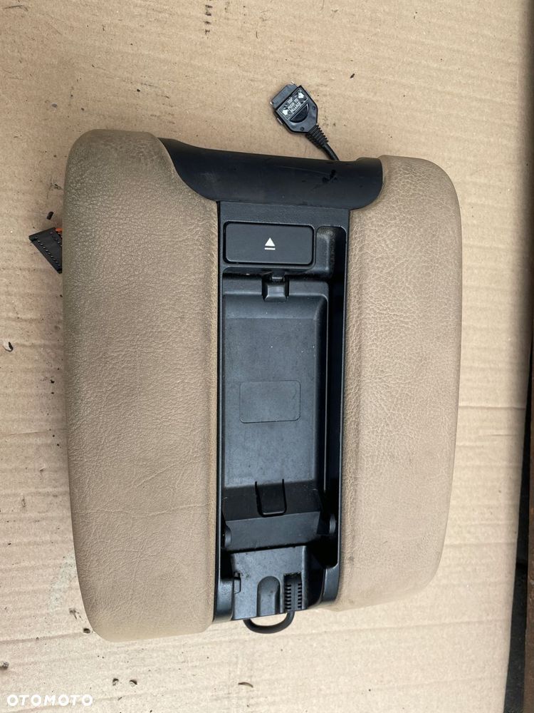 podłokietnik bmw e39 sedan kombi pod telefon - 1