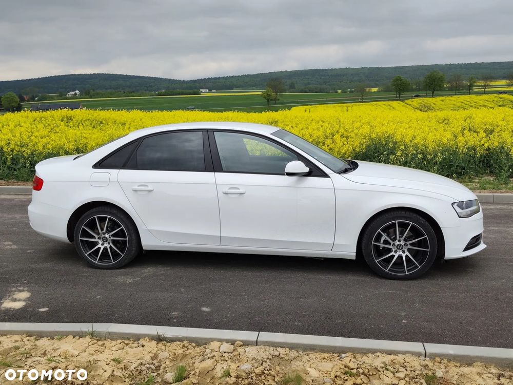 Audi A4 Limousine 2.0 TDI DPF Ambiente - 8