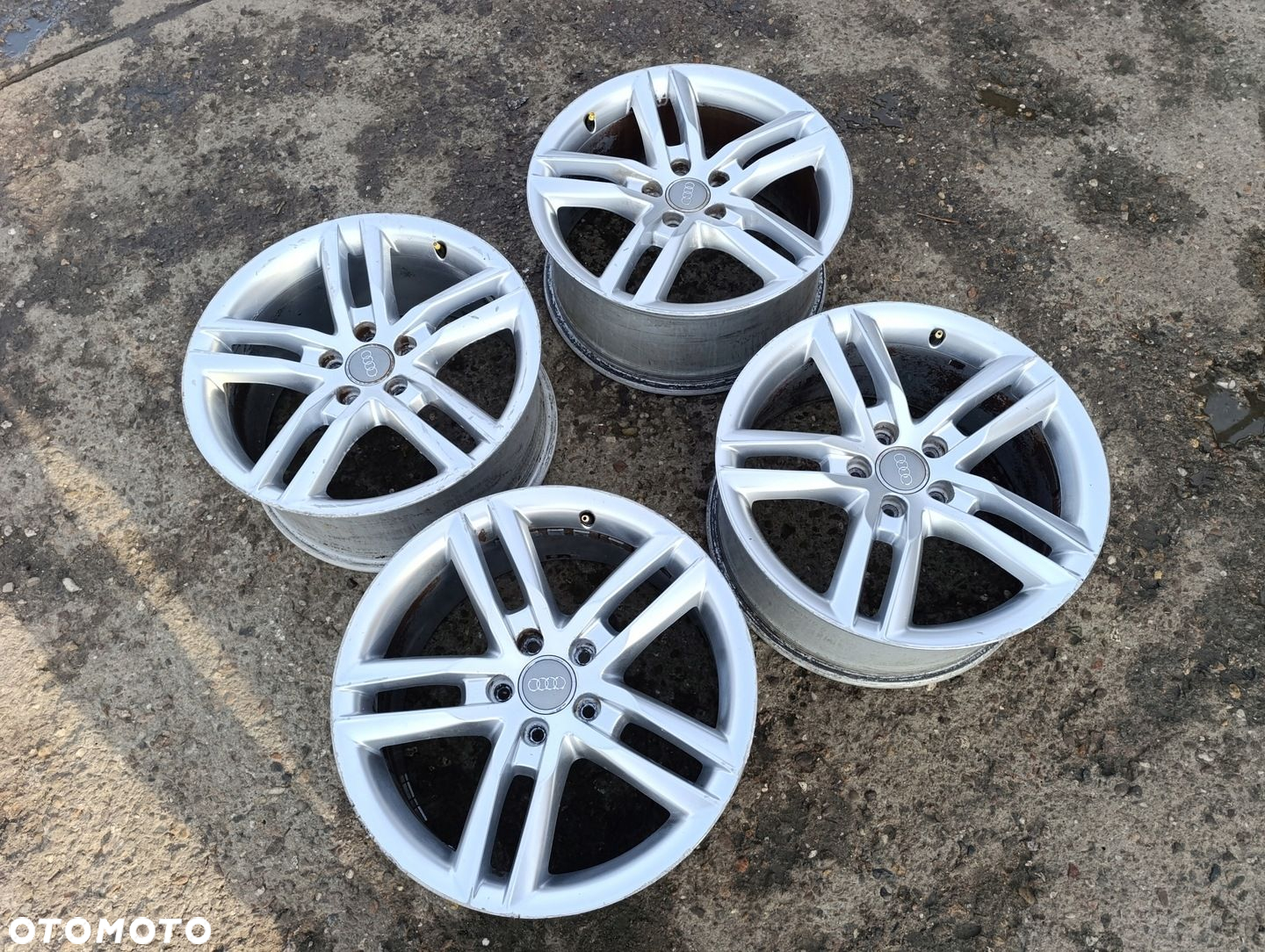 AUDI A4 B8 FELGI KOMPLET 8K0601025CC 8JX18 ET47 - 2