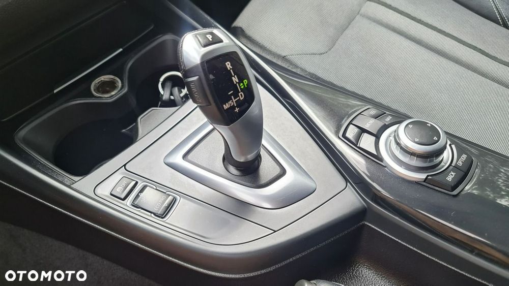 BMW Seria 1 118d Urban Line - 25