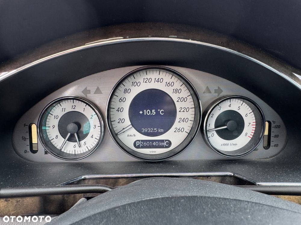 Mercedes-Benz CLS 350 CGI 7G-TRONIC - 13