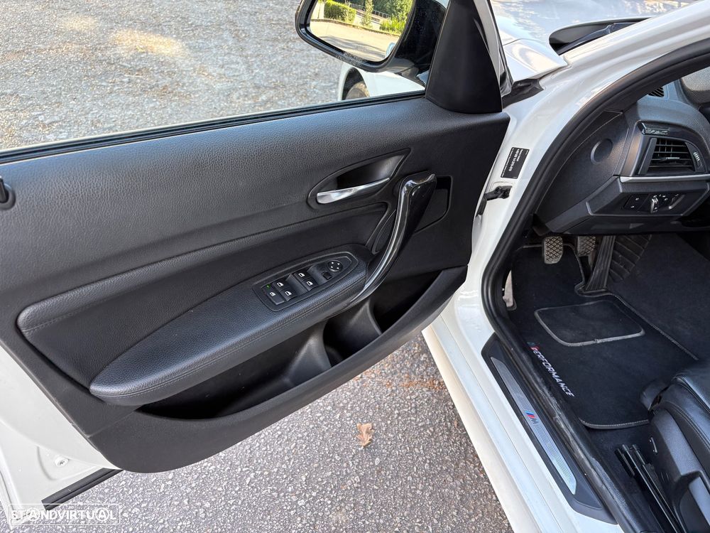 BMW 118 d Pack M - 9