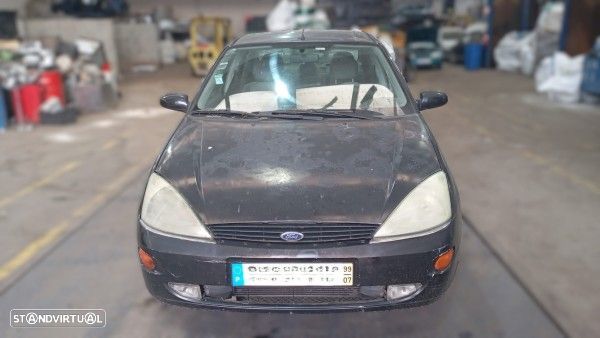 Para Peças Ford Focus Três Volumes (Dfw) - 1