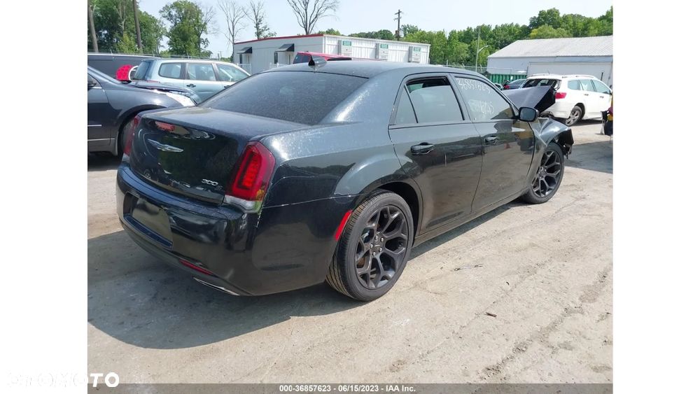 Chrysler 300s - 4